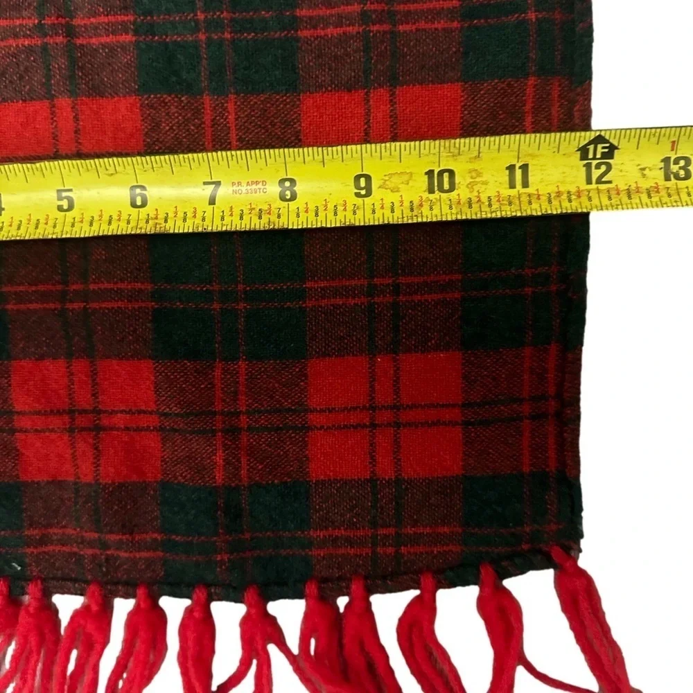 Wool Knit Scarf Red Black Plaid Scotland Tartan Cottagecore Academia Outdoor VTG